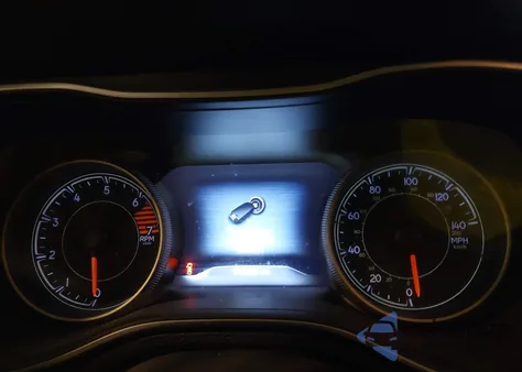 2019 Jeep Cherokee Limited Fwd z USA, uszkodzony, nr VIN 1C4PJLDB2KD302328